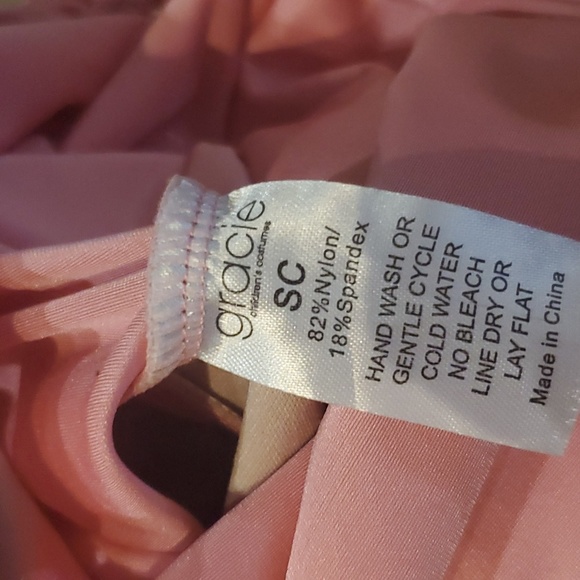 Ballarina outfit super cute, worn once, size 4 and size 6/7. MC and SC by gracie - Picture 5 of 5